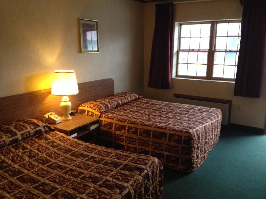 Parkway Inn 베스탈 객실 사진